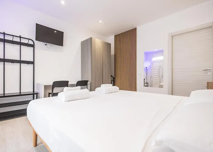 Maggiore Guest house